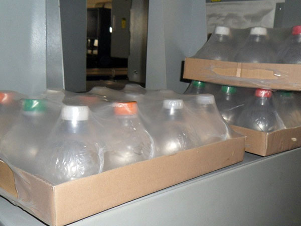 Automatic Carton Tray Bottle Can Shrink Packing Wrapping Machine Wrapper